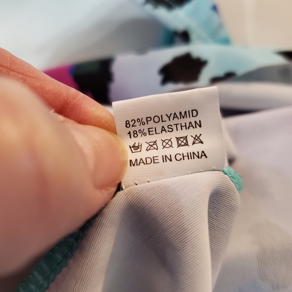 Multi-Colored Leopard Print Halter Top Swimsuit size XL - Picture 12 of 16